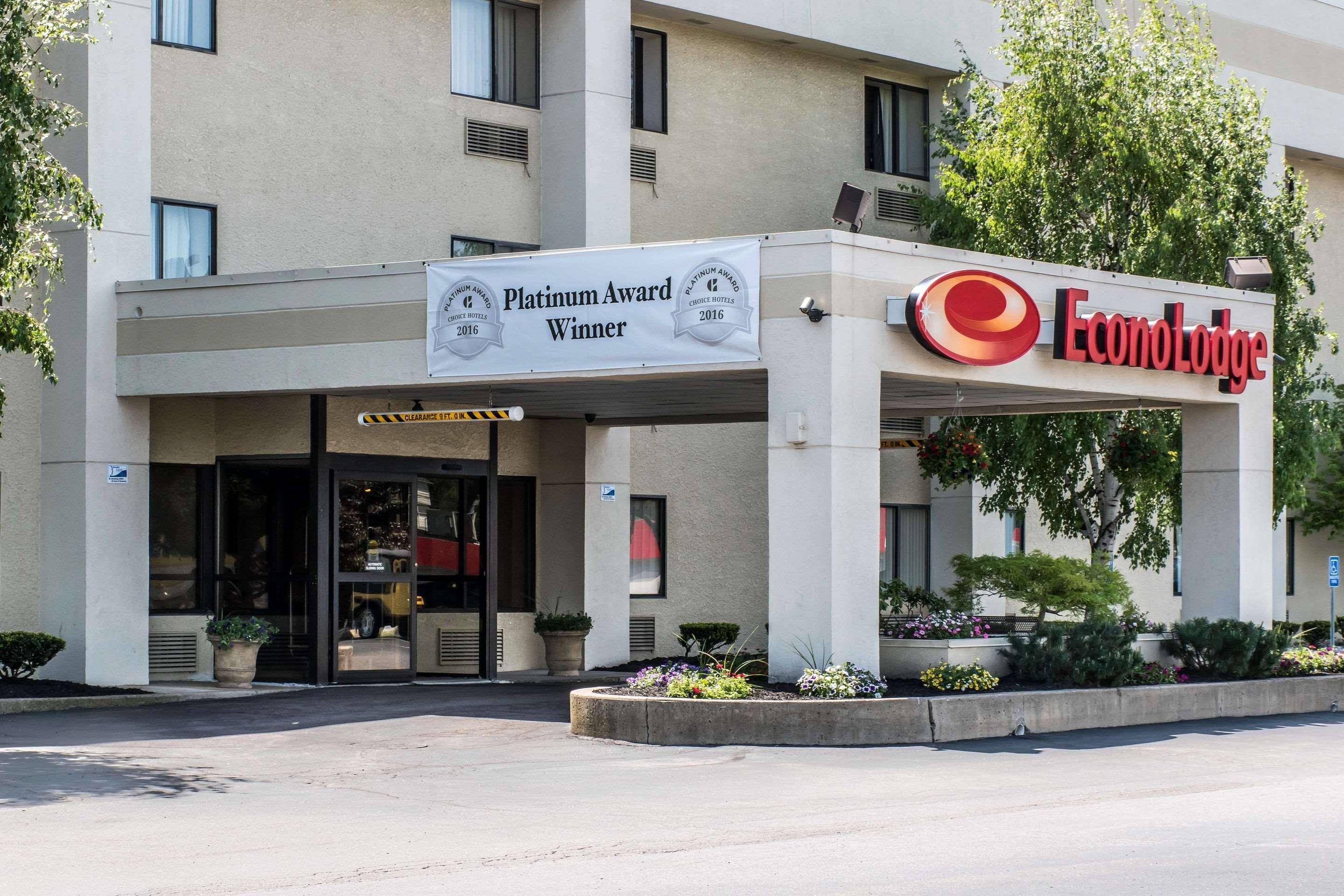 Quality Inn Arena Wilkes-Barre Exterior photo